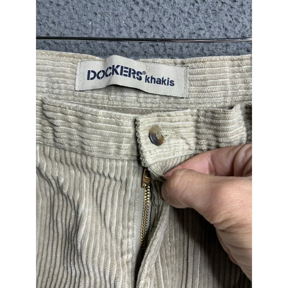 Vintage 90'S Dockers Khakis corduroy pants two-pleat wide wale men's size 36x32